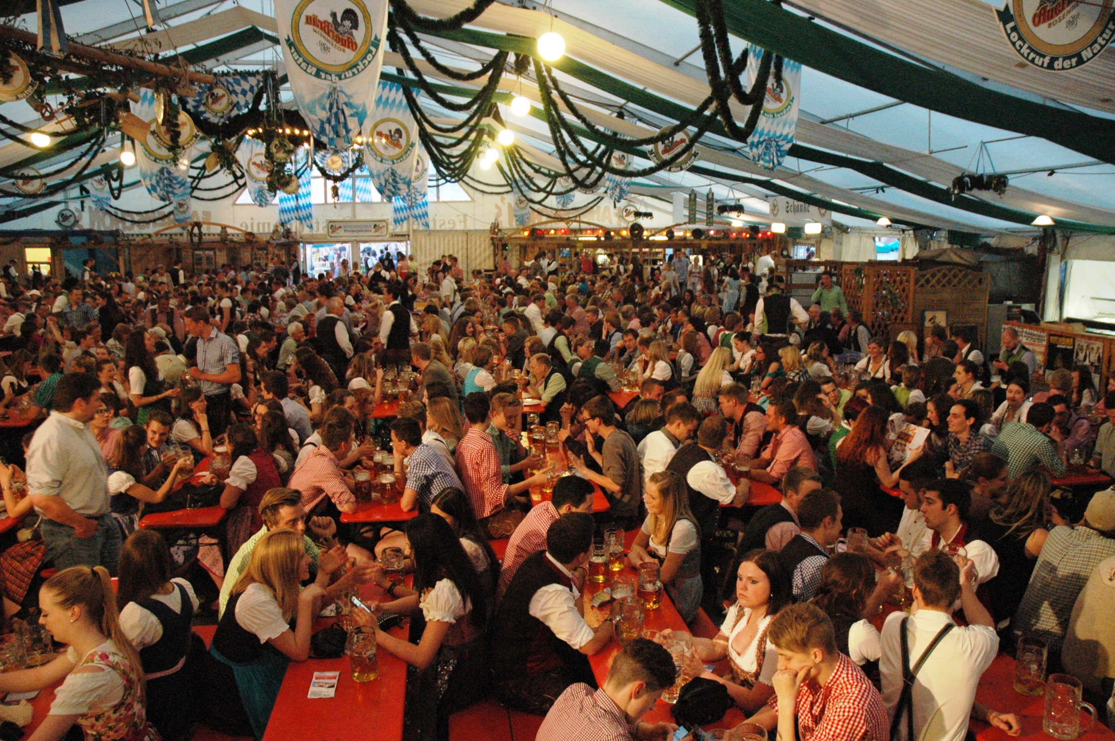 Auf geht’s zum Frühlingsfest Großkarolinenfeld