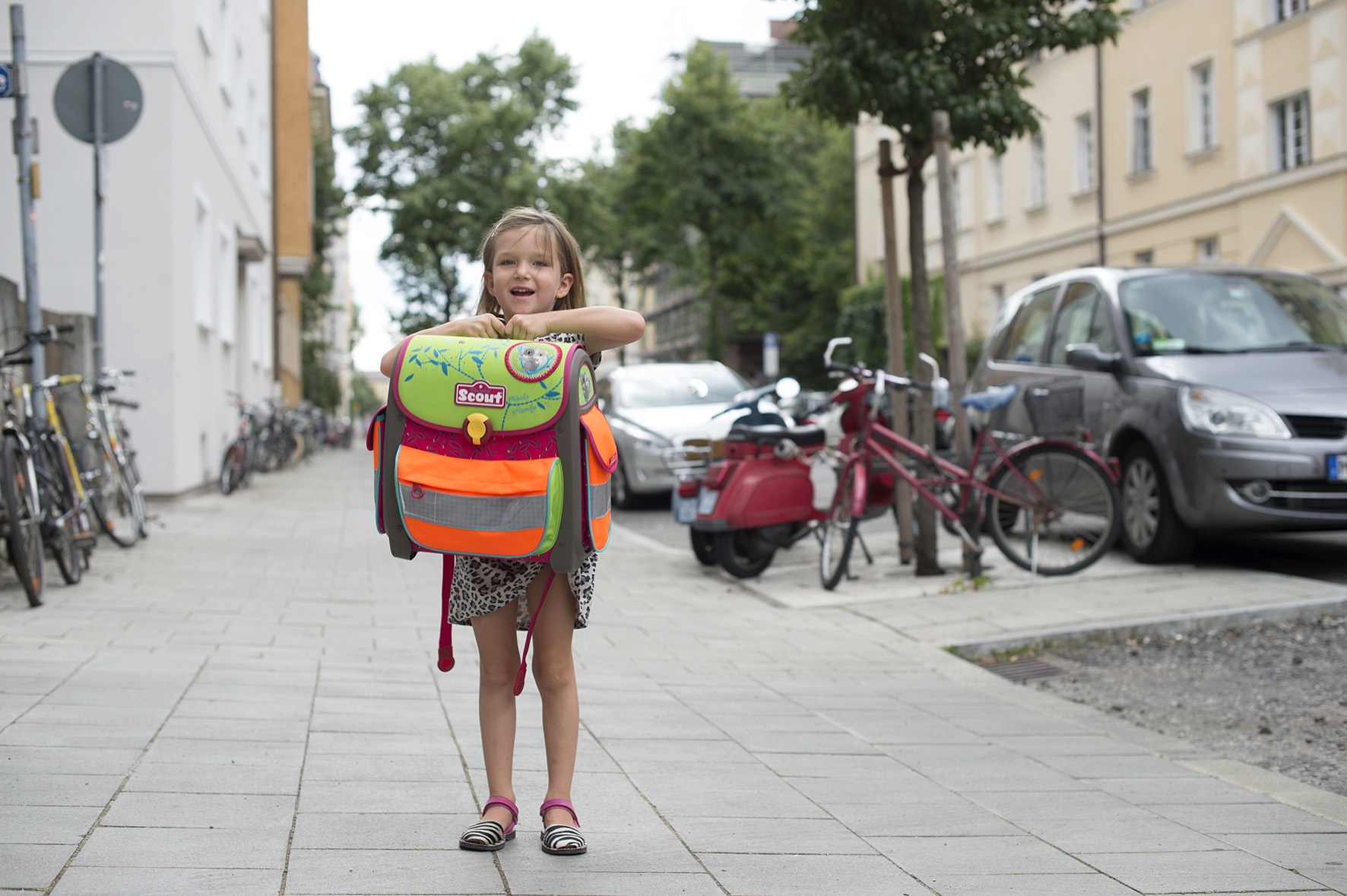 „Elterntaxi stehen lassen!”