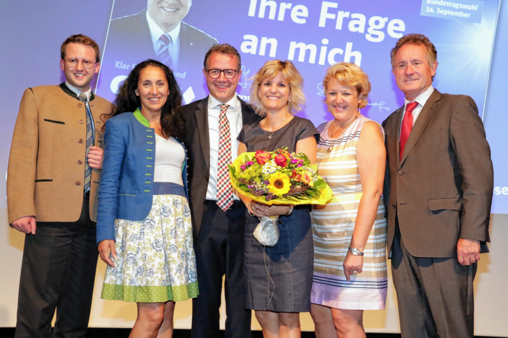 Von links bei der Kreisvertreterversammlung der CSU: Stephan Schlier, Christine Domek-Rußwurm, Klaus Stöttner, Daniela Ludwig, Sabine Balletshofer und Joseph Neiderhell.