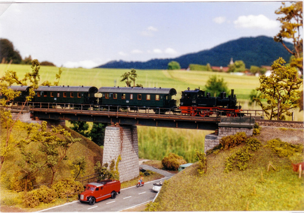 Auch die Priener Mühlbachbrücke wurde nachgebildet.