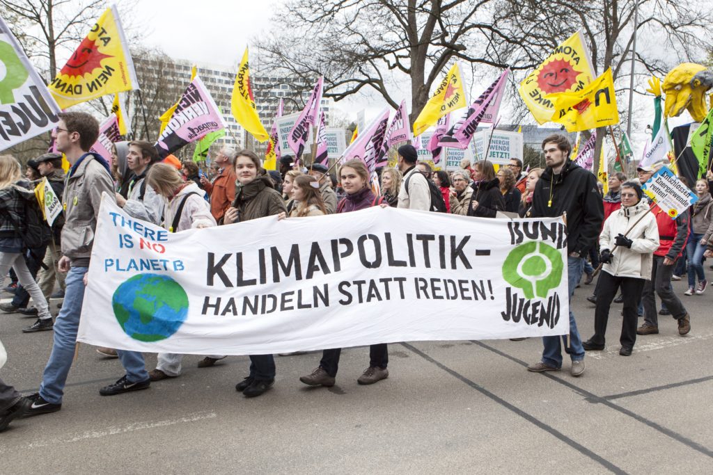 Es geht um ihre Zukunft: Schüler fordern nun eine vorausschauende Klimapolitik ein. Foto: i-stock