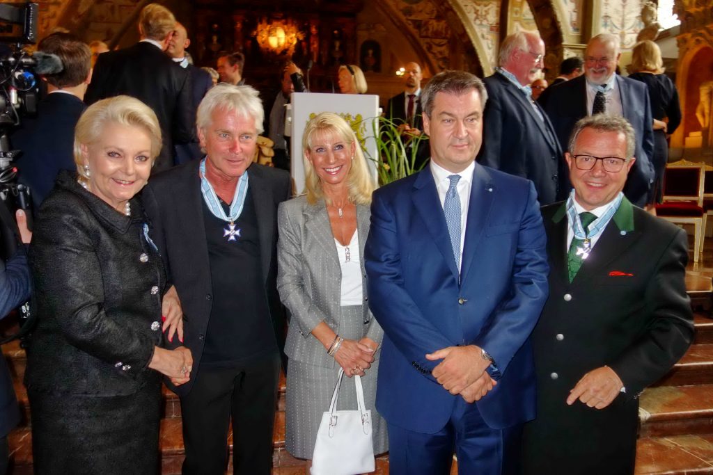 Von links: Gabriele Bauer, Werner Schmidbauer, Karin Söder, MP Dr. Markus Söder und Klaus Stöttner. Foto: Hötzelsperger