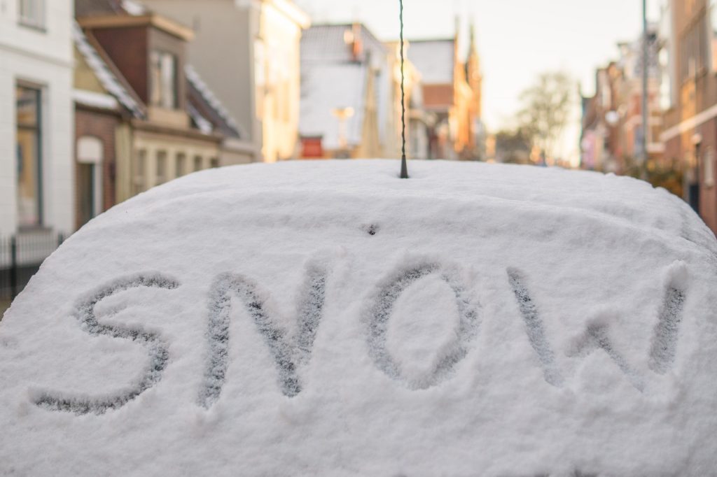 Der Winter rückt näher, das morgendliche Scheiben-Freikratzen mit ihm.